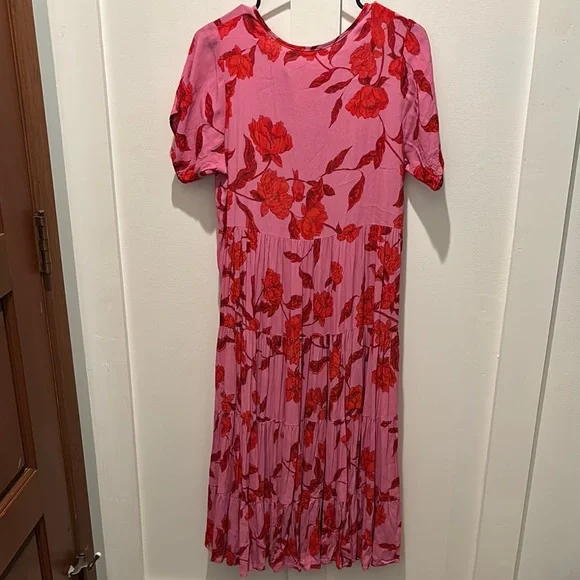 Karlie Stellar Pink and Red Floral Tiered Midi Dress - Picture 5 of 8